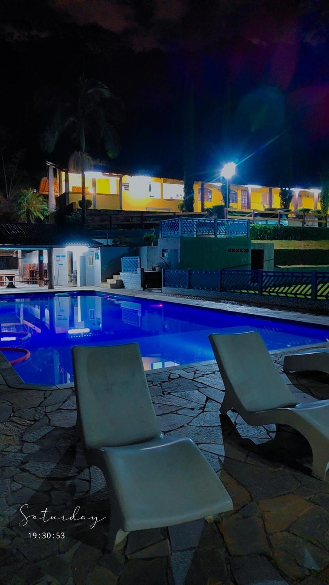 Sitio Familia Do Juares Villa Моги дас Крузес Екстериор снимка